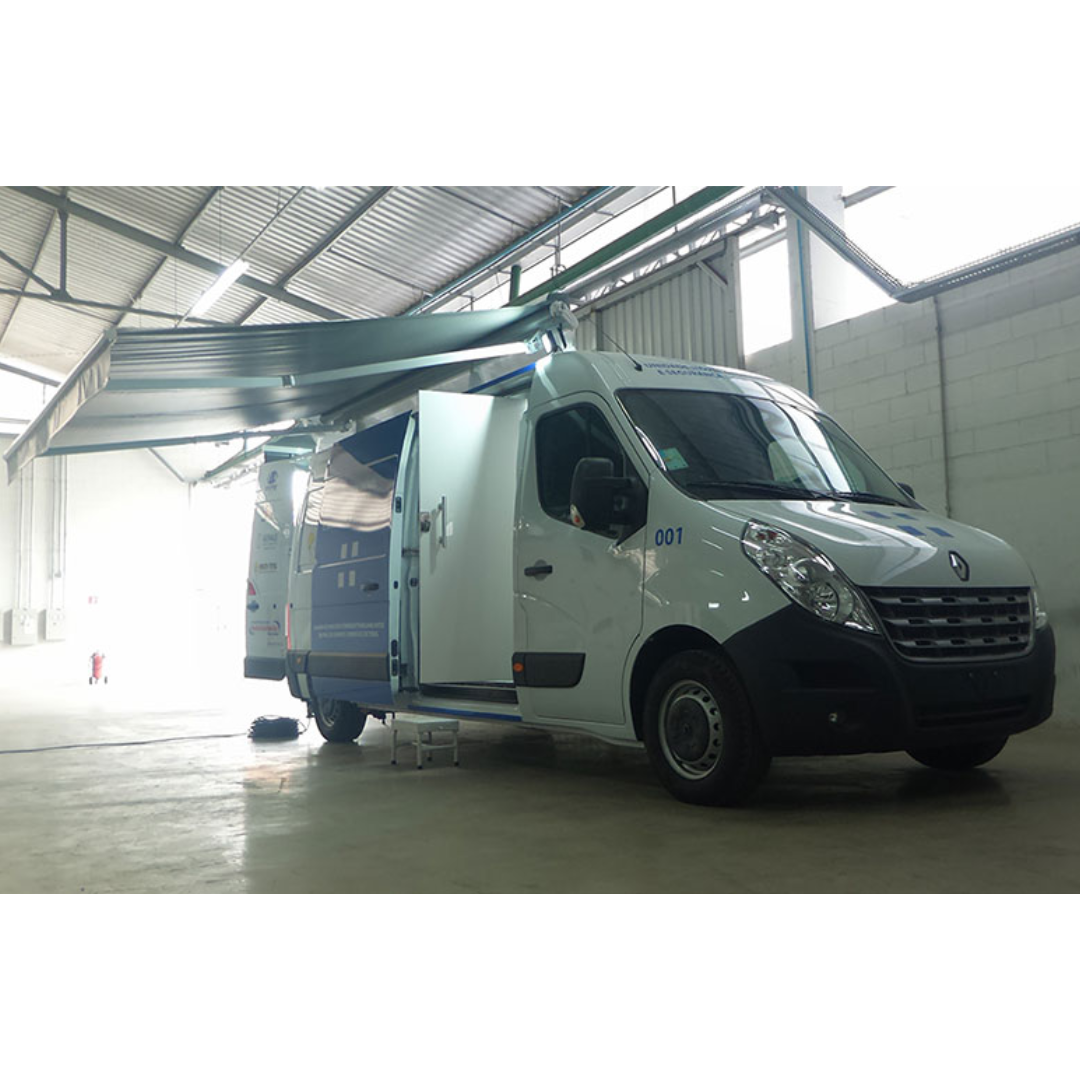 Veículo Tipo Unidade Móvel Odontológico - Renault Master L3H3