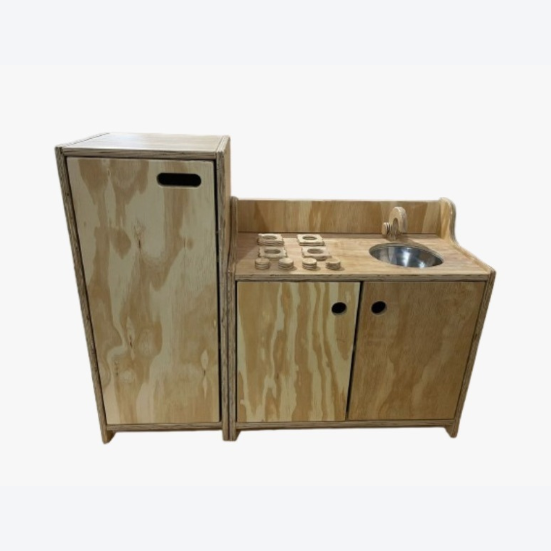 Cozinha Infantil Feita em Madeira