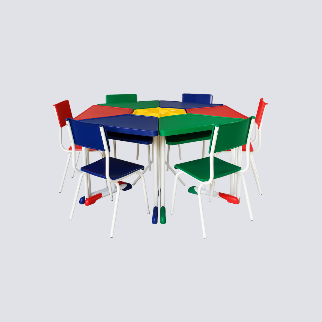 Conjunto Infantil Com 6 Cadeiras, 6 Mesas E 1 Mesa Central