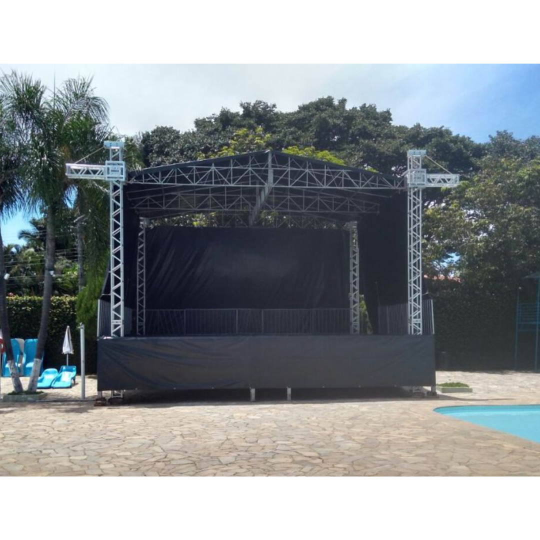 Locação de Palco 10m x 8m