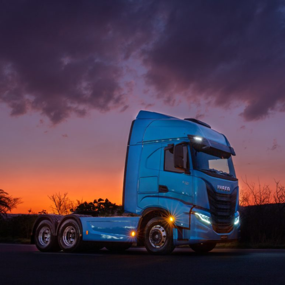 Caminhão Mecânico 6x4 - Iveco S-Way 540