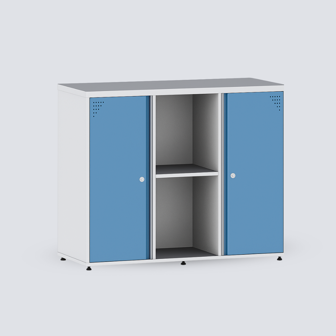 Armário Credenza Com Portas Ventiladas, Prateleiras Internas e Pés Reguláveis