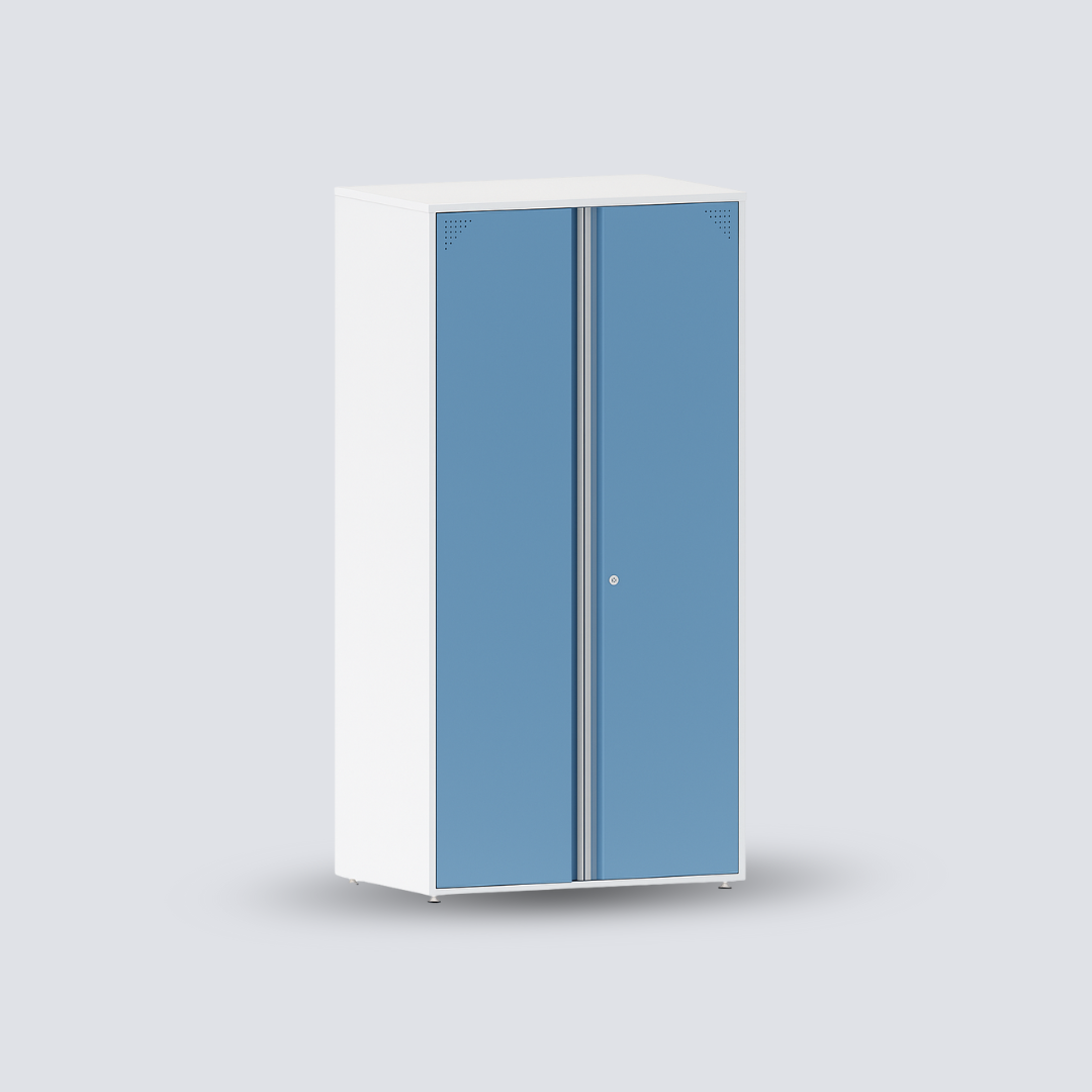 Armário Super Alto Com Portas Metálicas Ventiladas, Fechadura Yale e Prateleiras Internas